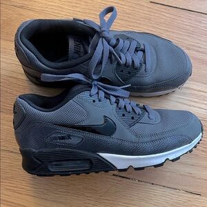 Nike Air Max 90 Grey Lizard Sneakers